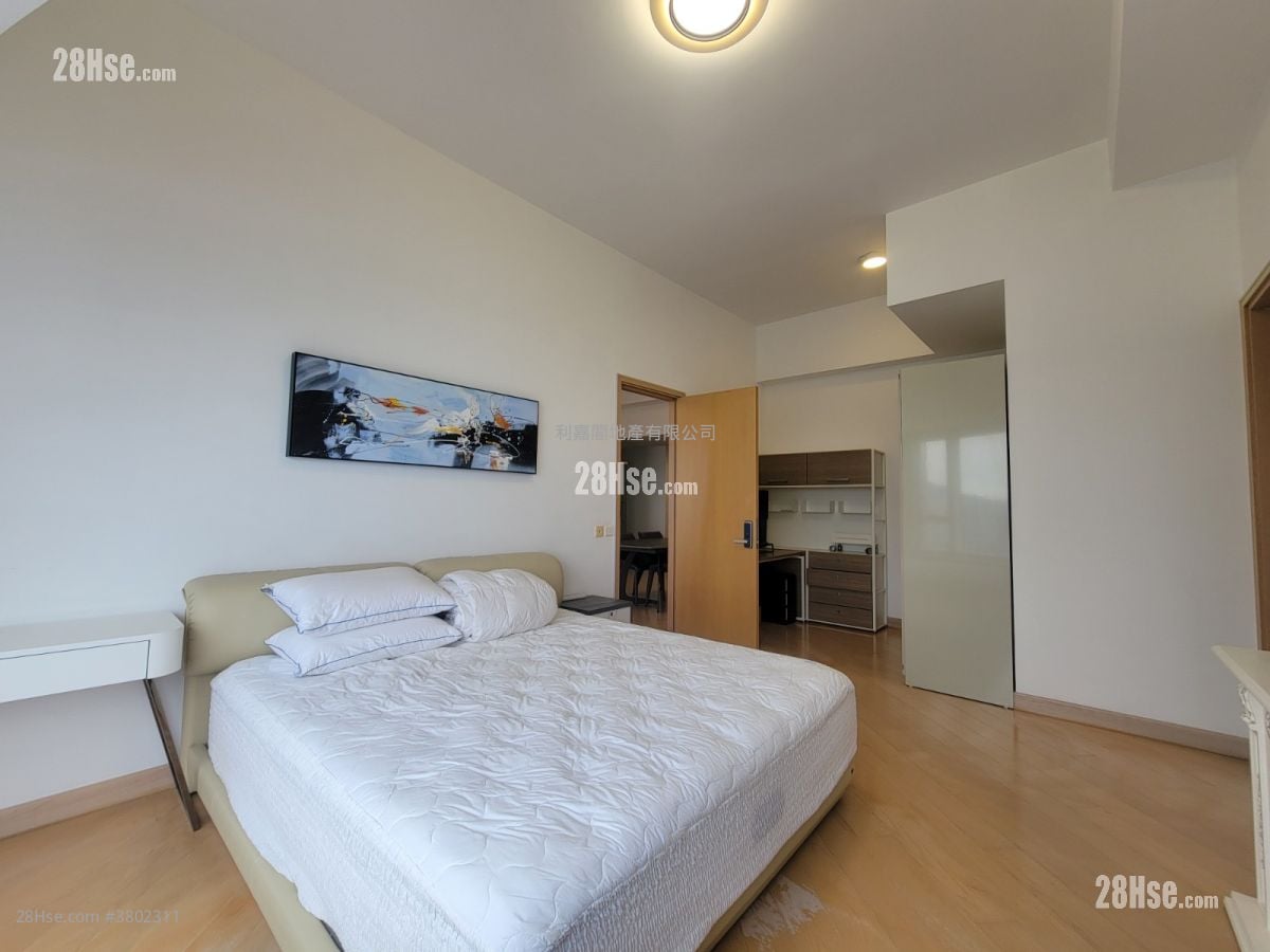 The Masterpiece Rental 3 Bedrooms , 2 Bathrooms 1,474 ft²