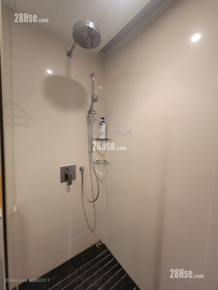 The Masterpiece Rental 3 Bedrooms , 2 Bathrooms 1,474 ft²