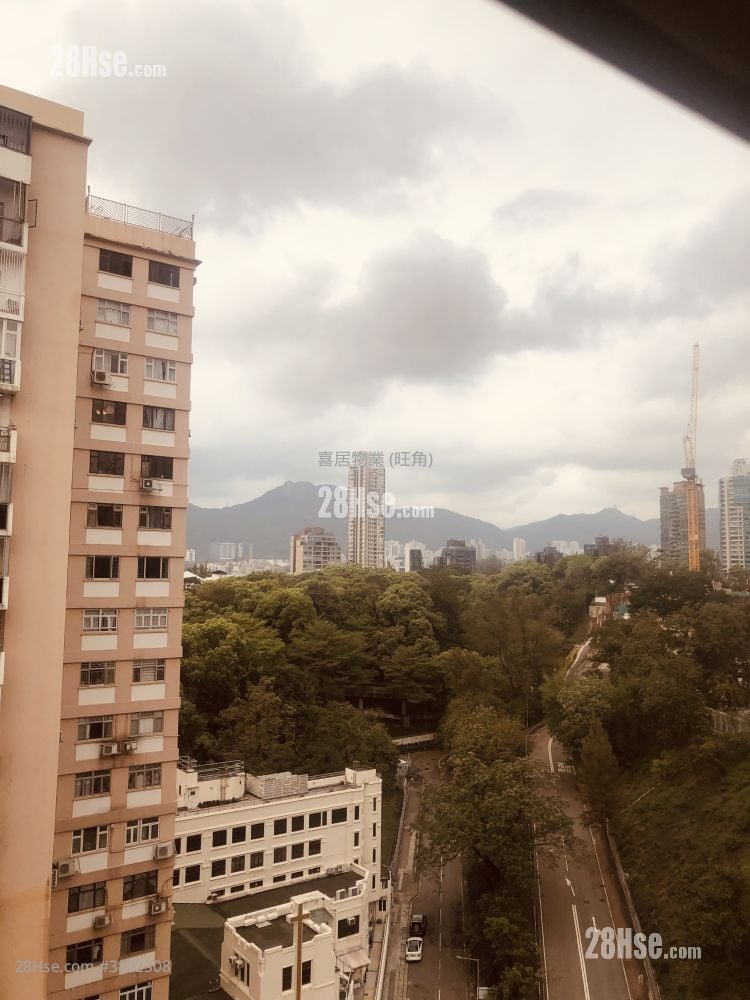 Fu Tao Building Sell 2 Bedrooms , 1 Bathroom