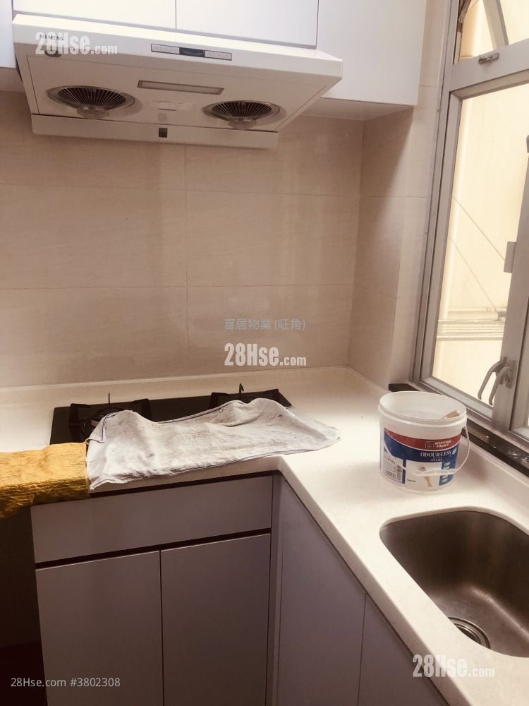 Fu Tao Building Sell 2 Bedrooms , 1 Bathroom