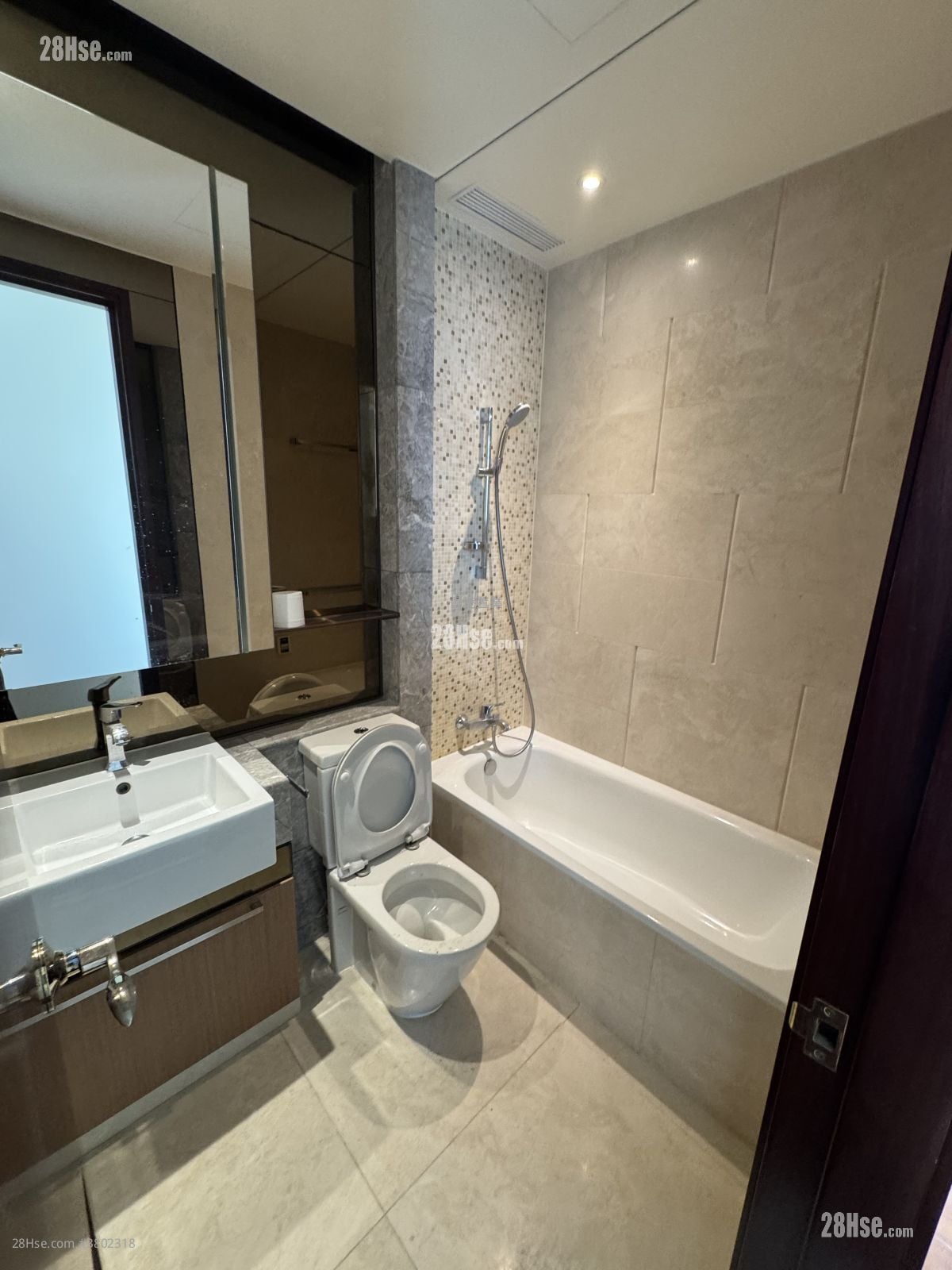 Park Summit Sell 3 Bedrooms 654 ft²