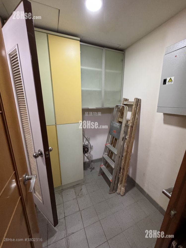 半岛豪庭 租盘 4 房 , 3 浴室 948 平方尺