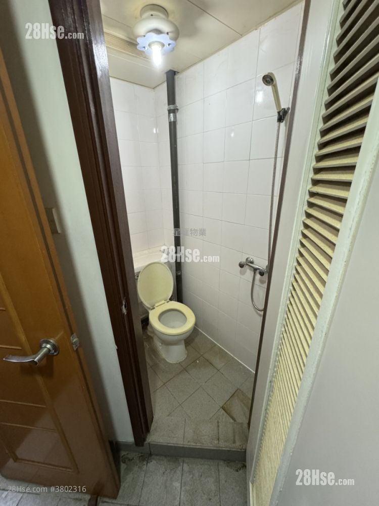 半岛豪庭 租盘 4 房 , 3 浴室 948 平方尺