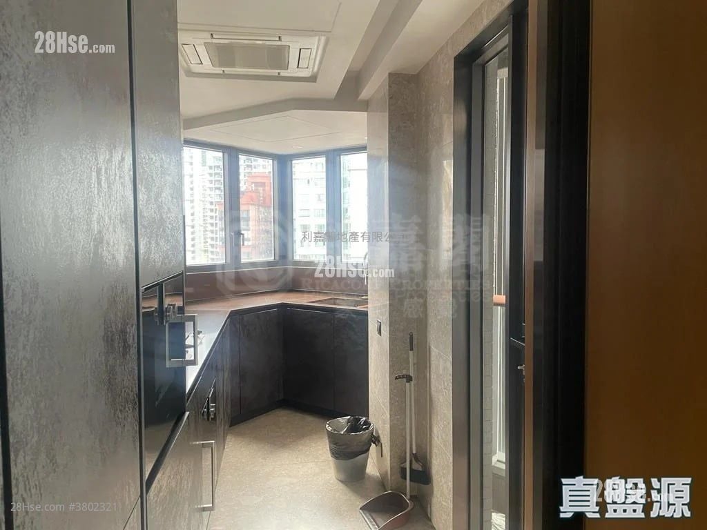 殷然 租盘 2 房 , 2 浴室 1,007 平方尺