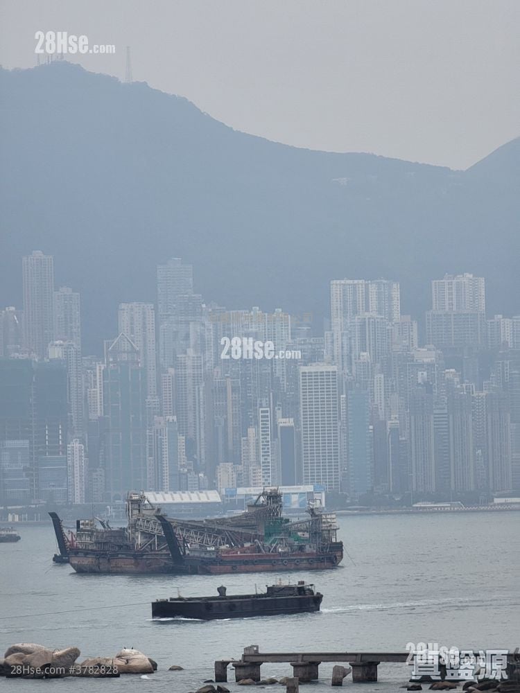 Grand Victoria Sell 3 Bedrooms , 3 Bathrooms 797 ft²