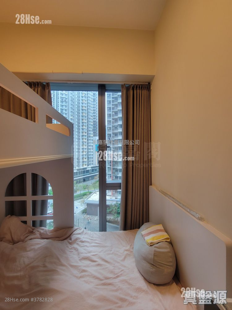 Grand Victoria Sell 3 Bedrooms , 3 Bathrooms 797 ft²