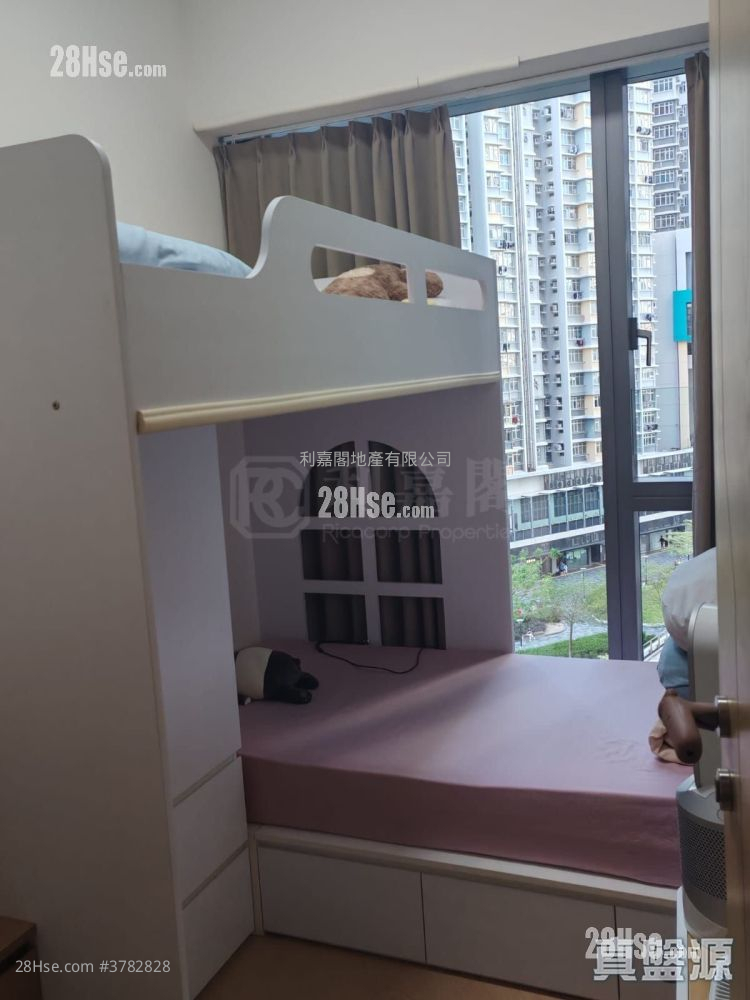 Grand Victoria Sell 3 Bedrooms , 3 Bathrooms 797 ft²