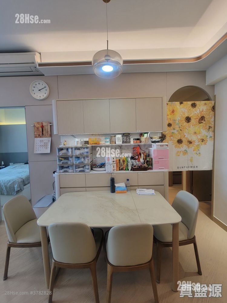 Grand Victoria Sell 3 Bedrooms , 3 Bathrooms 797 ft²