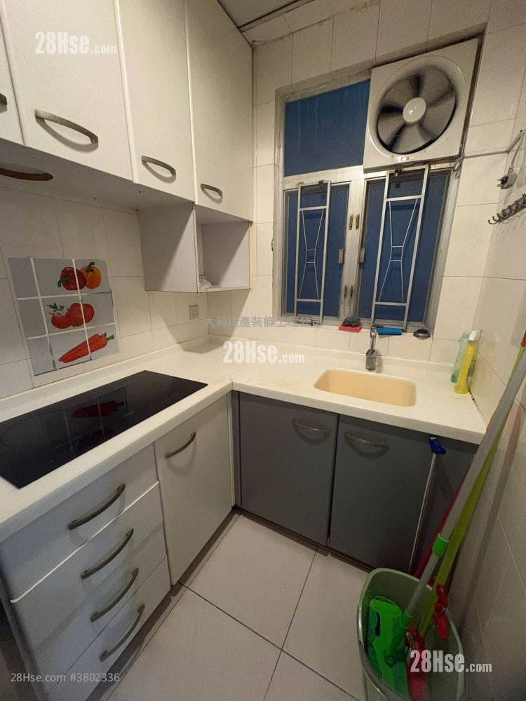 Lee Wah Building Rental 2 Bedrooms 408 ft²