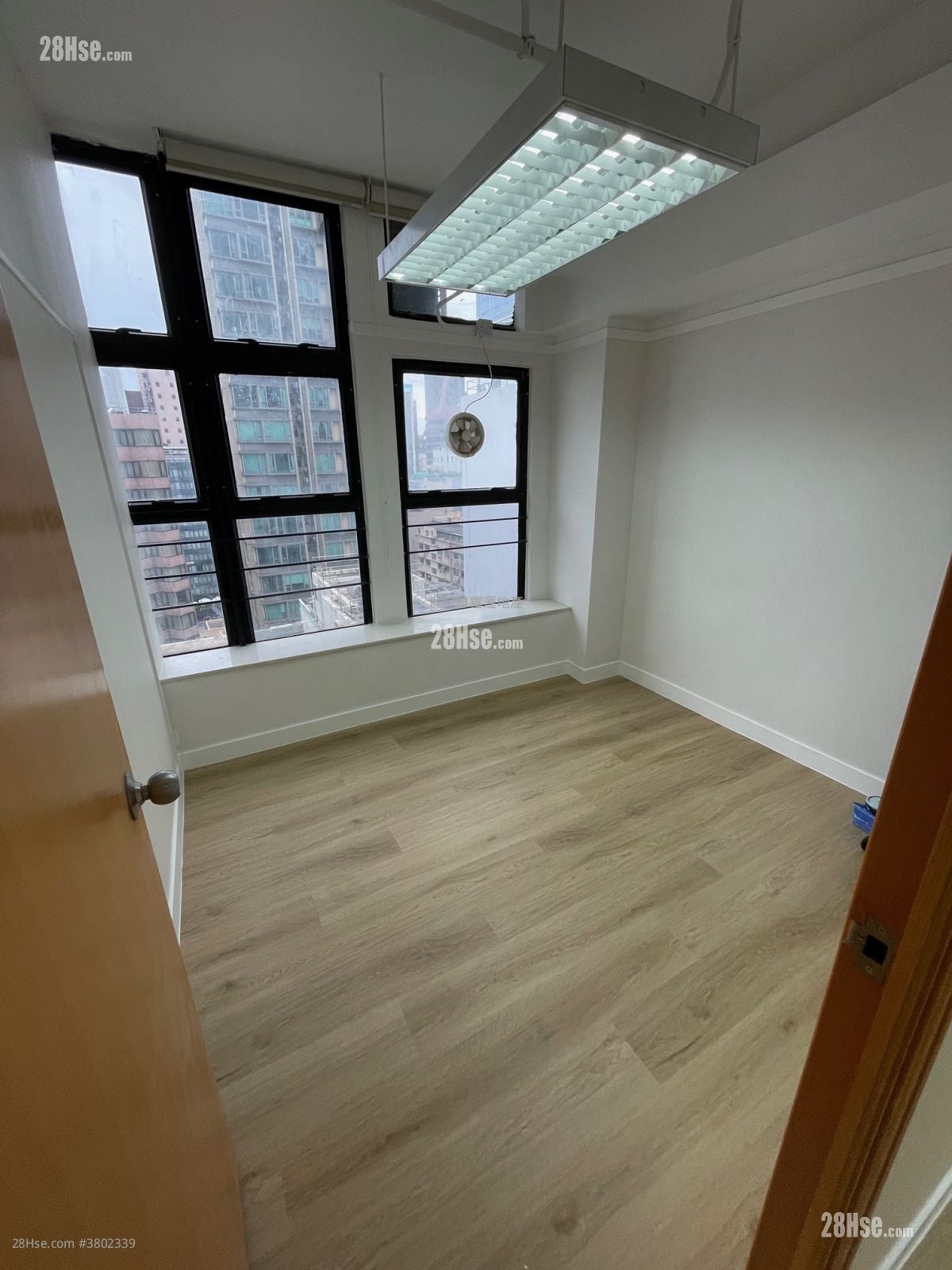 Knutsford Commercial Building Rental 2 Bedrooms