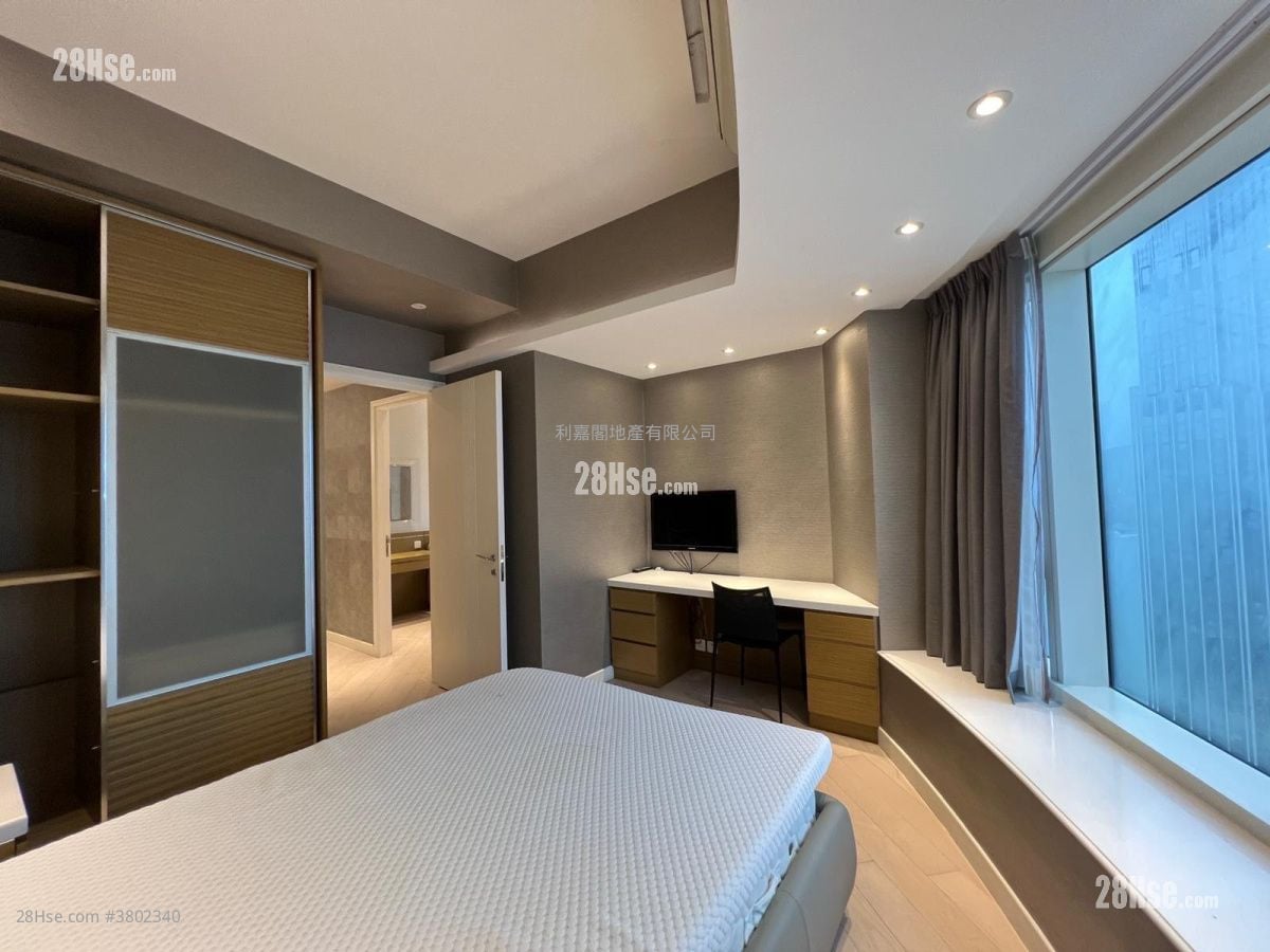 The Masterpiece Rental 3 Bedrooms , 2 Bathrooms 1,466 ft²