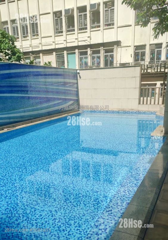 Mount East Sell 2 Bedrooms , 2 Bathrooms 549 ft²