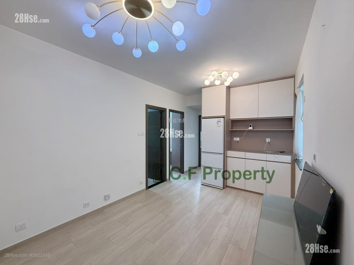 Kwai Fong Terrace Sell 3 Bedrooms , 1 Bathroom 473 ft²