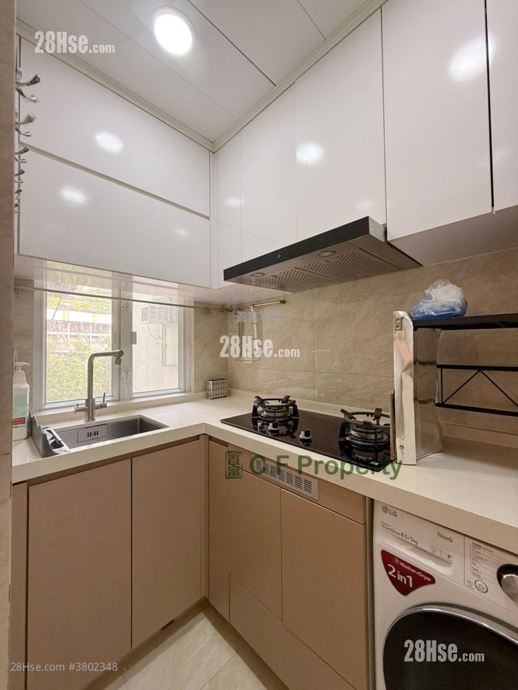 Kwai Fong Terrace Sell 3 Bedrooms , 1 Bathroom 473 ft²