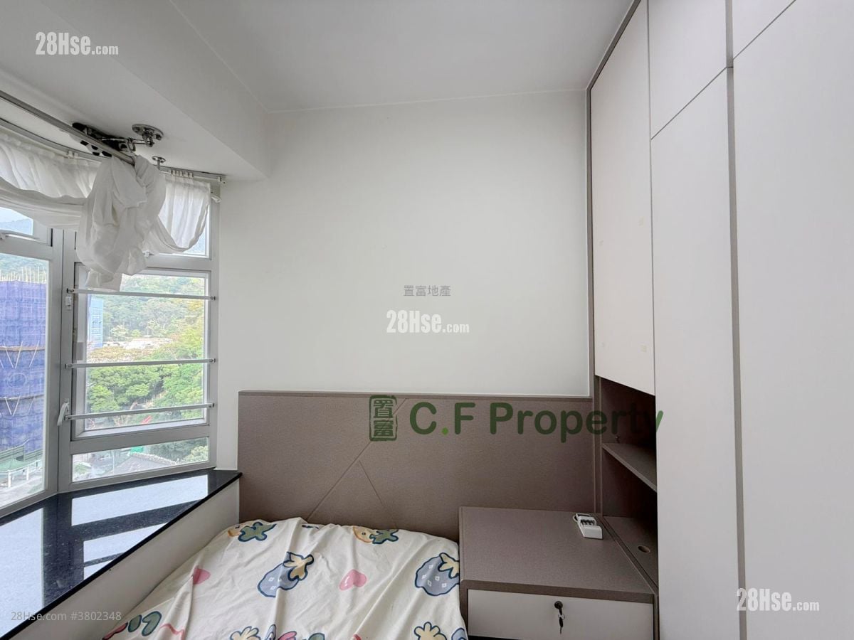 Kwai Fong Terrace Sell 3 Bedrooms , 1 Bathroom 473 ft²