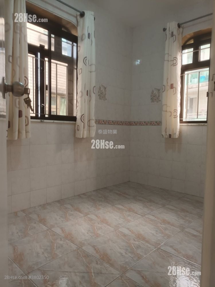 Village Rental 3 Bedrooms , 1 Bathroom