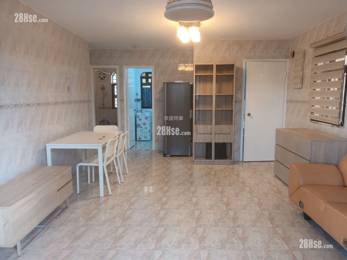 Village Rental 3 Bedrooms , 1 Bathroom