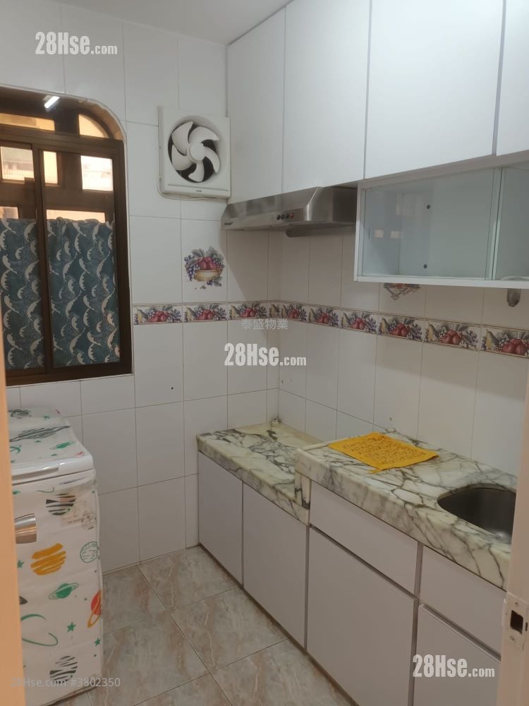 Village Rental 3 Bedrooms , 1 Bathroom