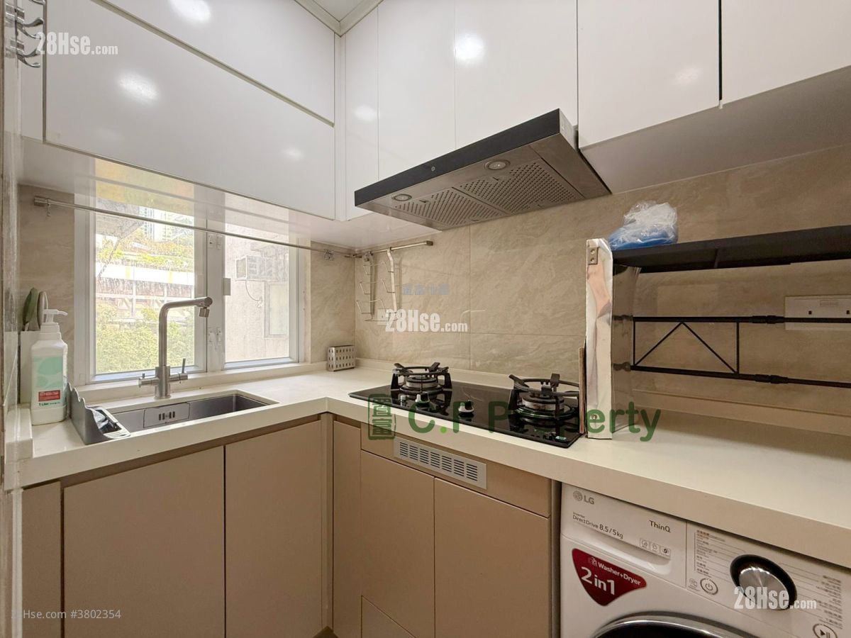 Kwai Fong Terrace Sell 3 Bedrooms , 1 Bathroom 473 ft²