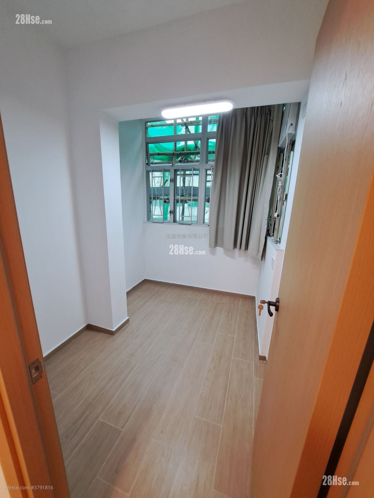Fok Cheong Building Rental 2 Bedrooms , 1 Bathroom 326 ft²