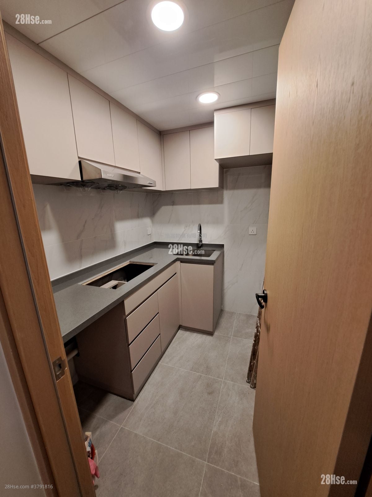Fok Cheong Building Rental 2 Bedrooms , 1 Bathroom 326 ft²