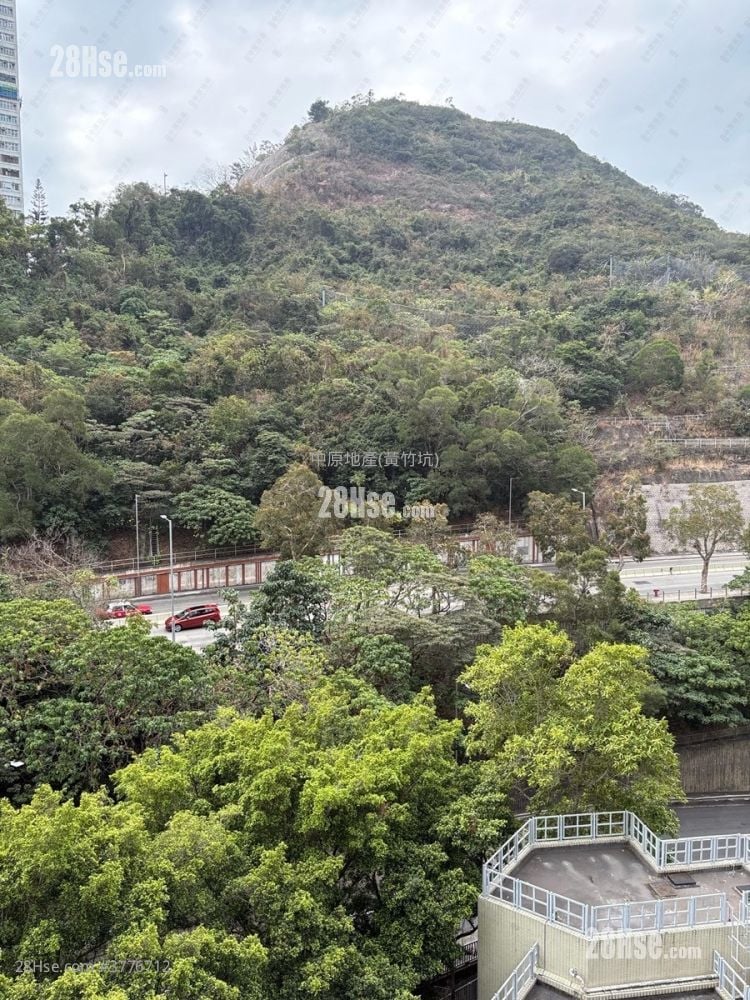 Billion Court Sell 2 Bedrooms , 1 Bathroom 370 ft²