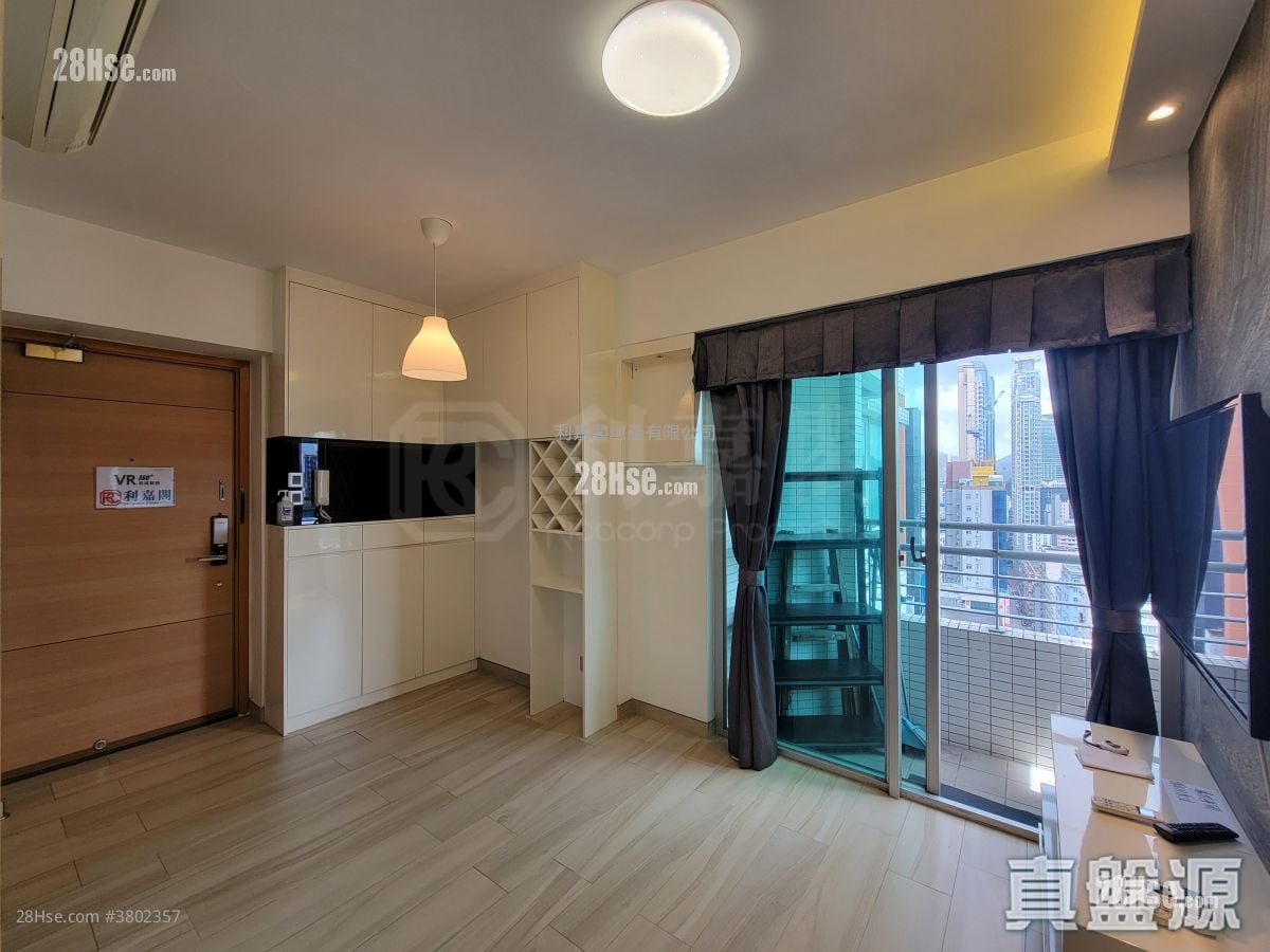 Metro Harbour View Sell 2 Bedrooms 348 ft²