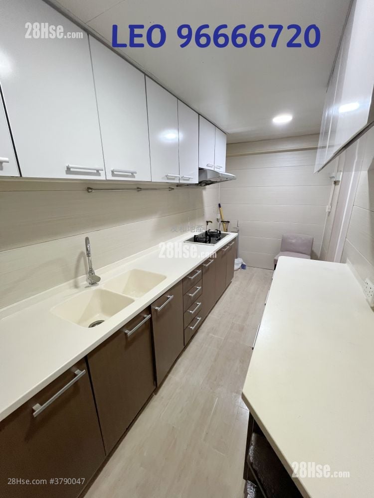 碧华花园 租盘 3 房 , 2 浴室 1,211 平方尺