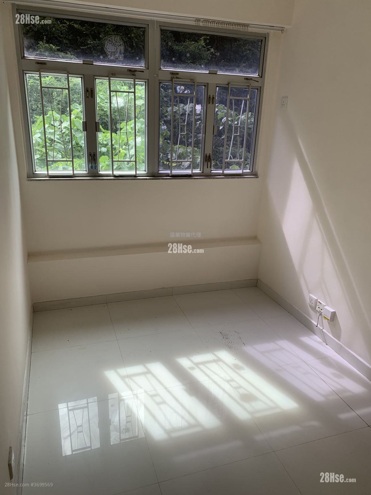 仁乐大厦 租盘 1 房 , 1 浴室 290 平方尺