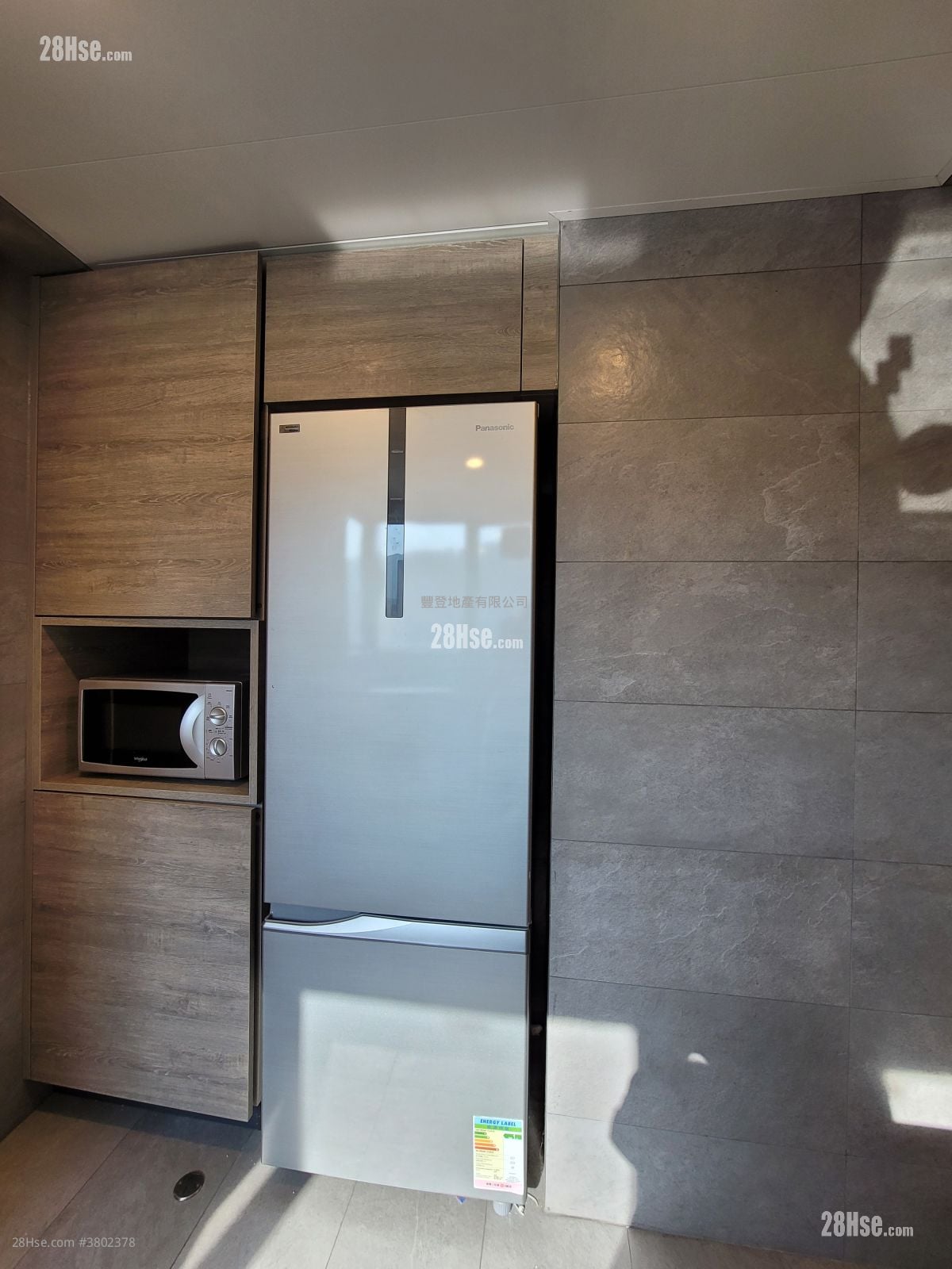 铜锣湾道118号 租盘 2 房 , 2 浴室 848 平方尺