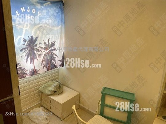 Yuet Lai Court Sell 2 Bedrooms , 1 Bathroom 421 ft²