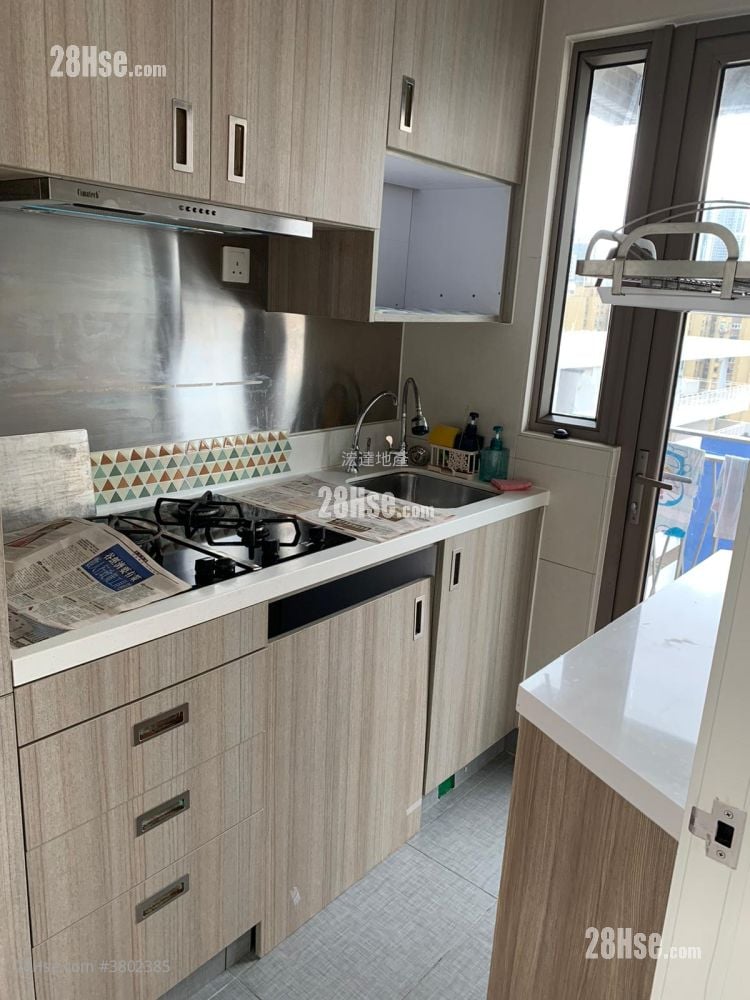 Residence 228 Sell 2 Bedrooms 433 ft²