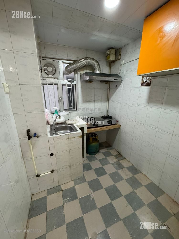 Loong King Mansion Rental 2 Bedrooms , 1 Bathroom 386 ft²