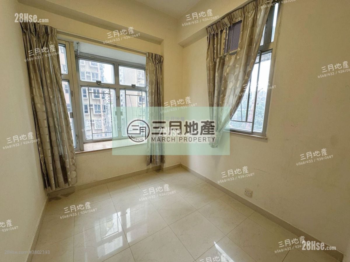 bedroom 2: Hung Wai Building Rental 2 Bedrooms , 1 Bathroom 305 ft²