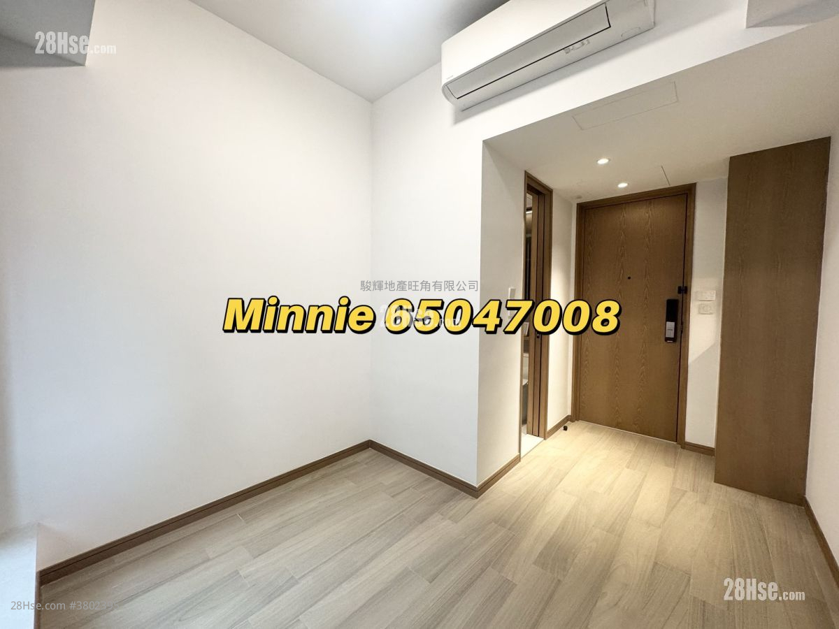 Uptify Sell Studio , 1 Bathroom 172 ft²