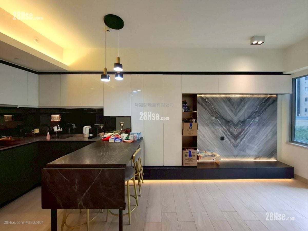 东环 租盘 2 房 484 平方尺