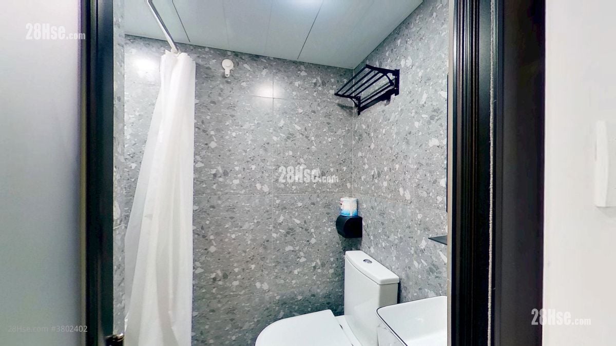 浴室: 伊利近街24号 租盘 1 房 , 1 浴室 200 平方尺