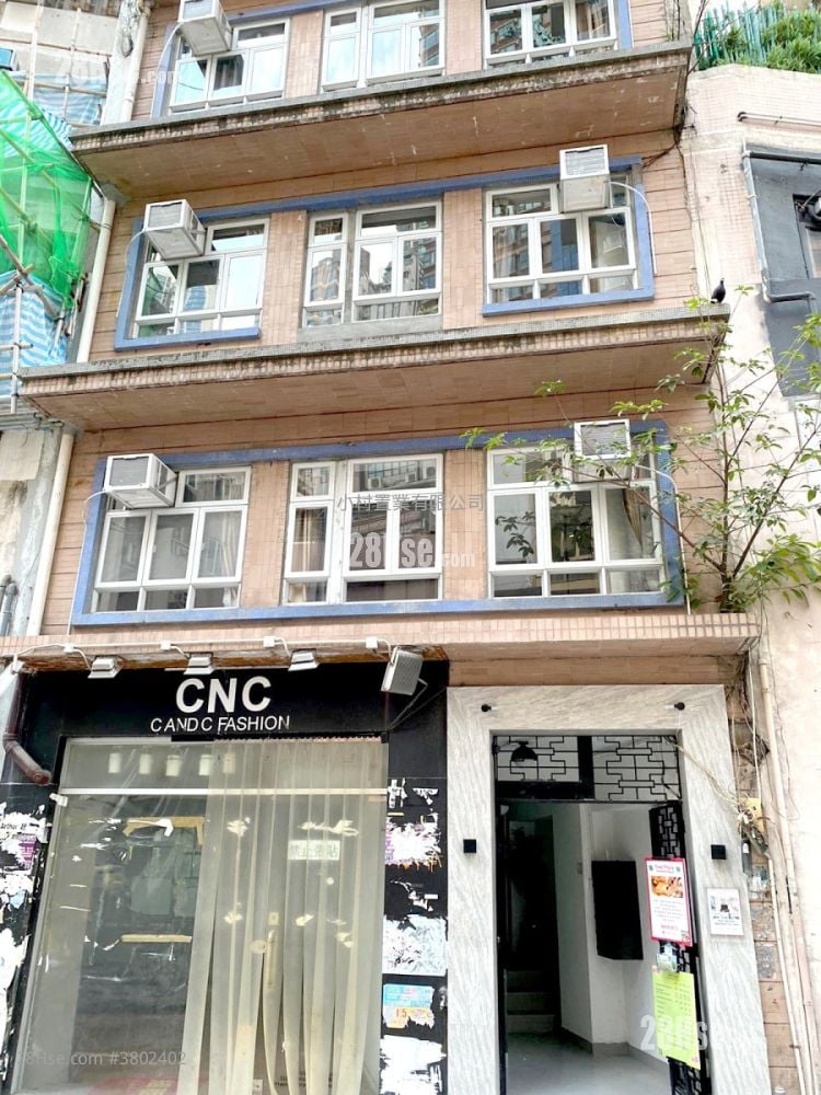 大厦入口: 伊利近街24号 租盘 1 房 , 1 浴室 200 平方尺