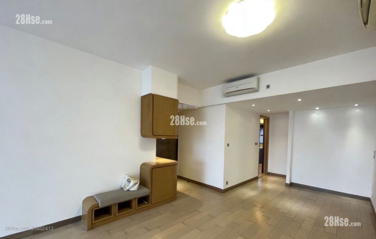 Marinella Sell 3 Bedrooms 1,268 ft²