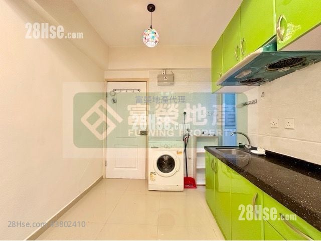 Cheong Fai Mansion Rental 2 Bedrooms , 1 Bathroom 269 ft²