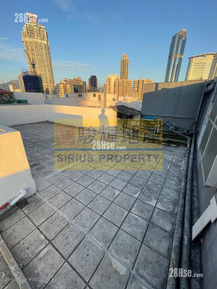 King Wang Heights Sell 2 Bedrooms , 1 Bathroom 309 ft²