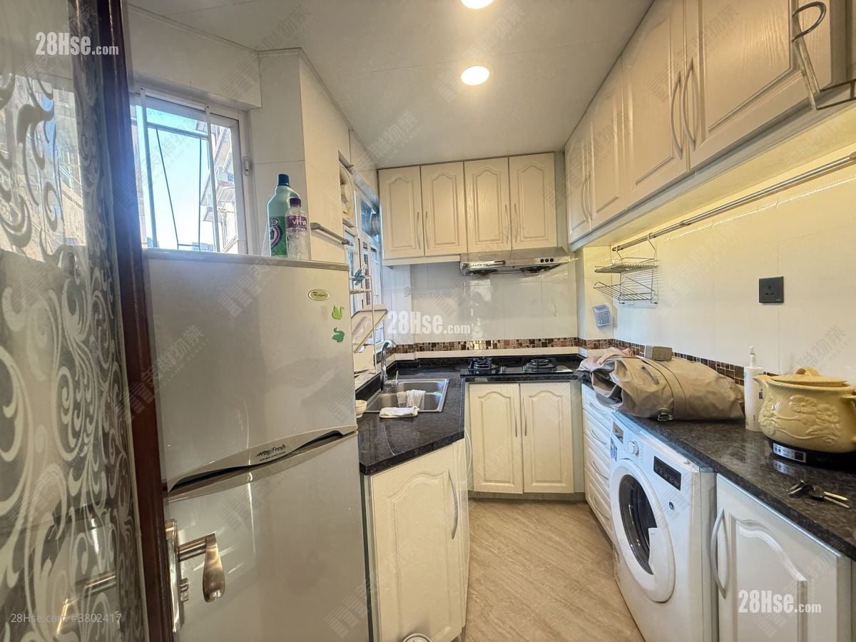 兆康苑 售盘 2 房 429 平方尺