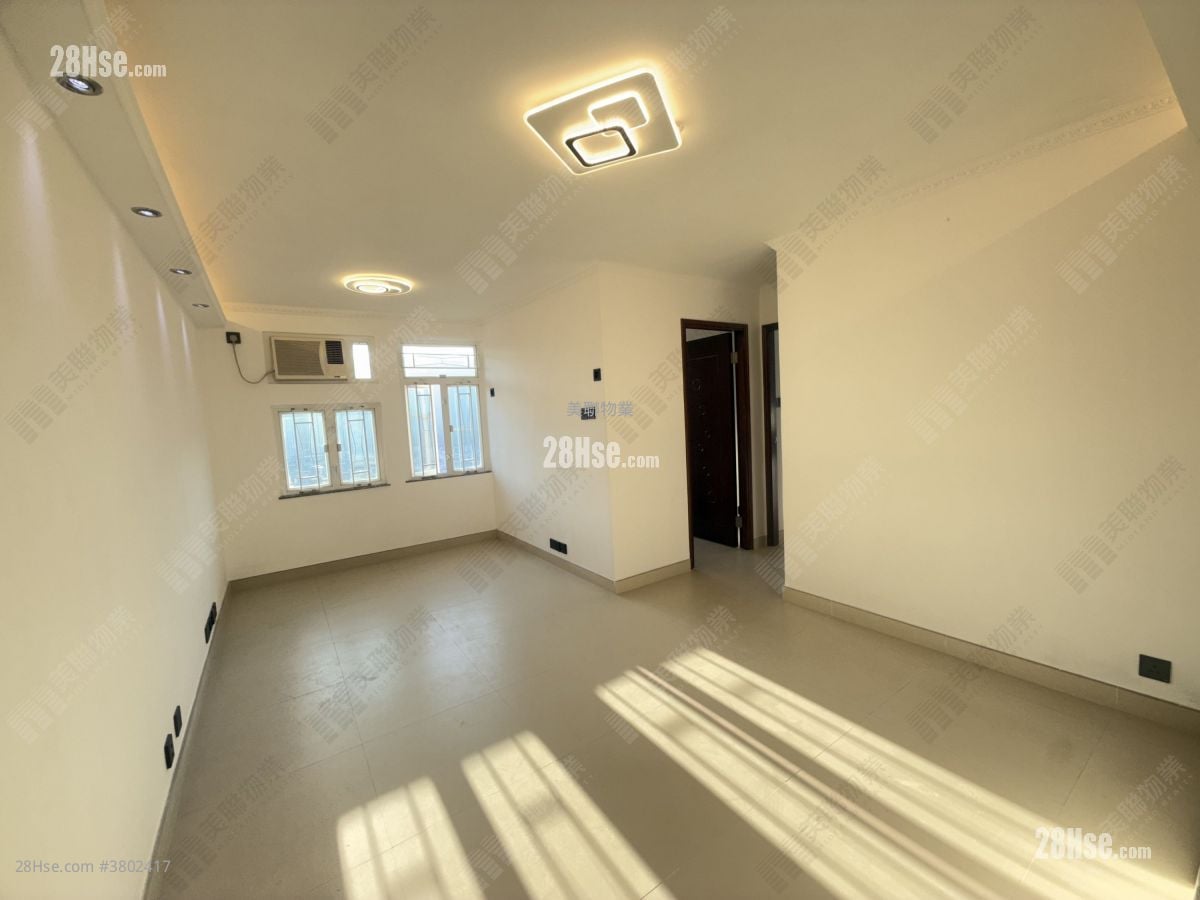 兆康苑 售盘 2 房 429 平方尺