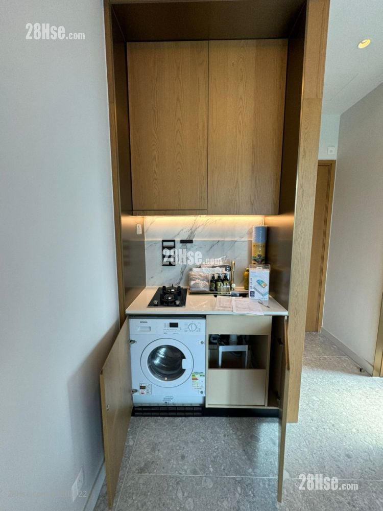 The Holborn Rental 1 Bedroom , 1 Bathroom 256 ft²