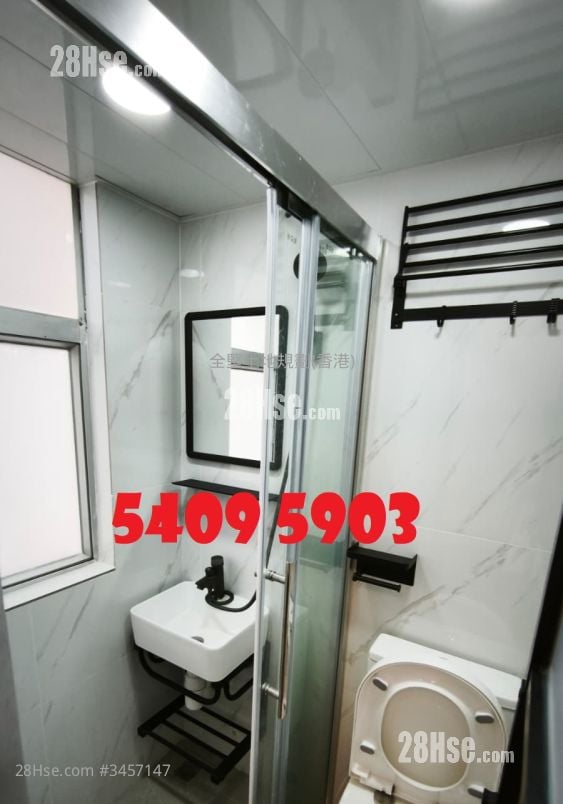 Hop Yee Building Rental Studio , 1 Bathroom 130 ft²