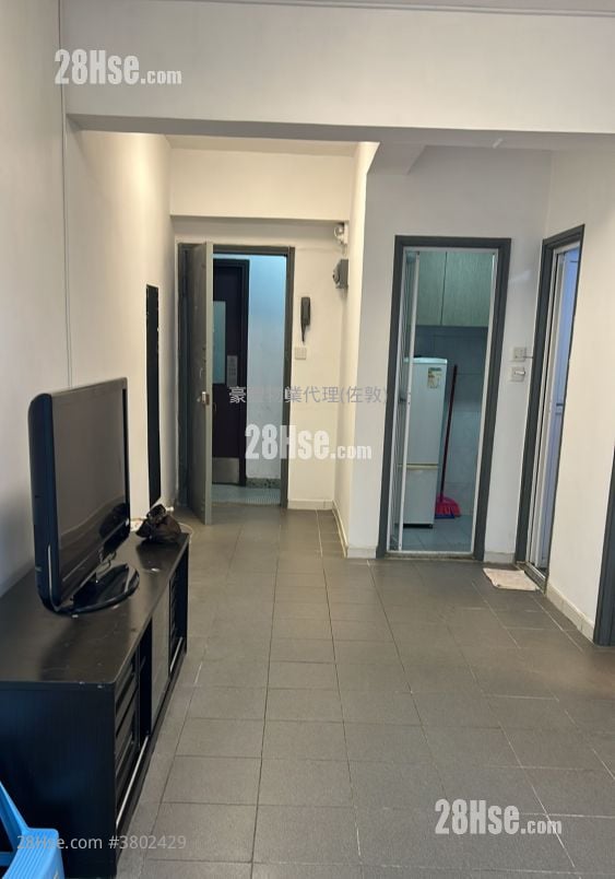 公园大厦 租盘 2 房 , 1 浴室 425 平方尺