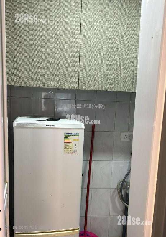 公园大厦 租盘 2 房 , 1 浴室 425 平方尺