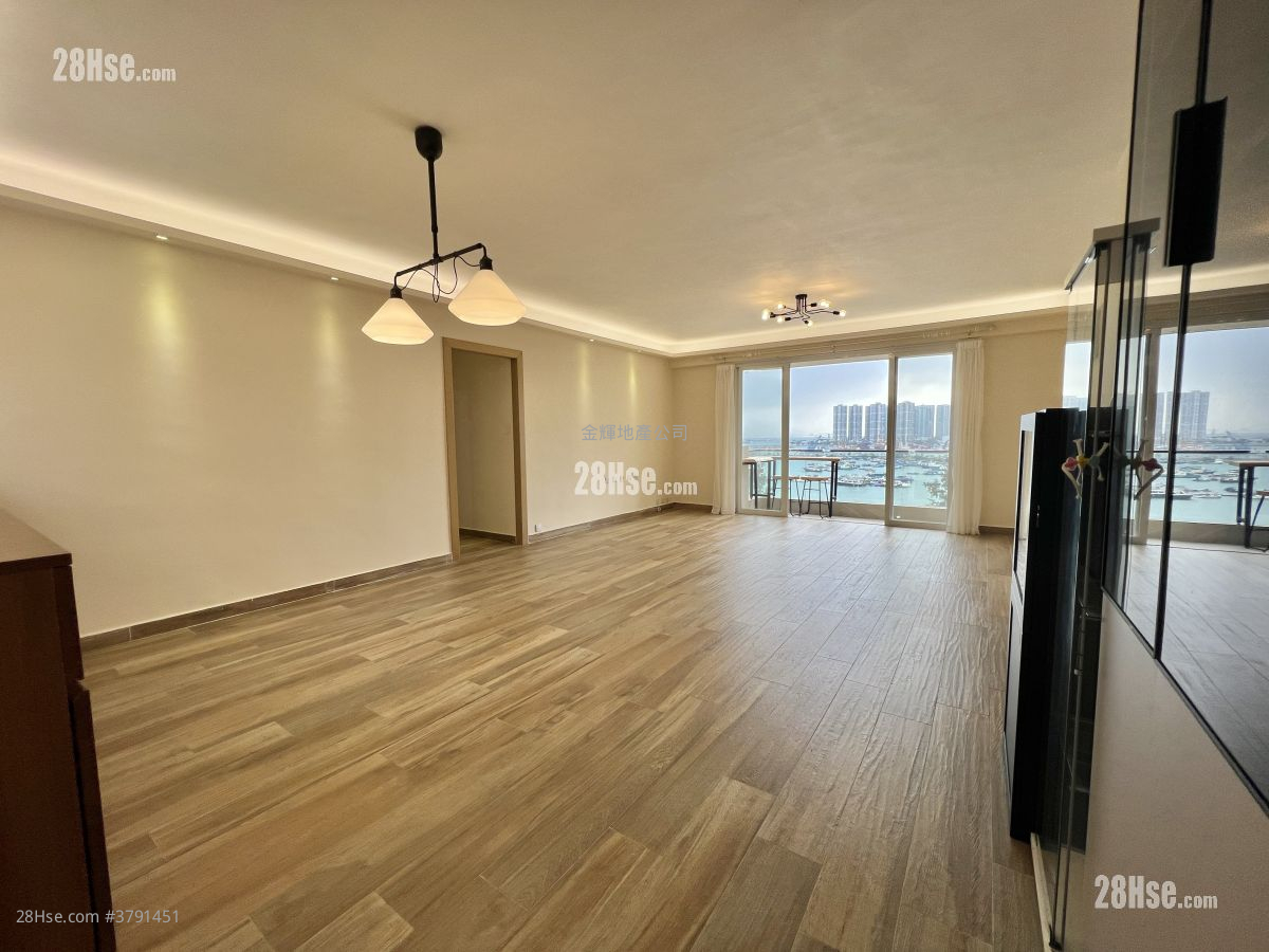 Dragon Villa Rental 2 Bedrooms , 1 Bathroom 1,342 ft²