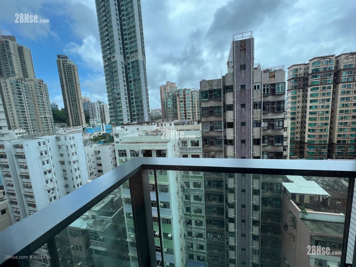 Downtown 38 售盘 1 房 , 1 浴室 301 平方尺