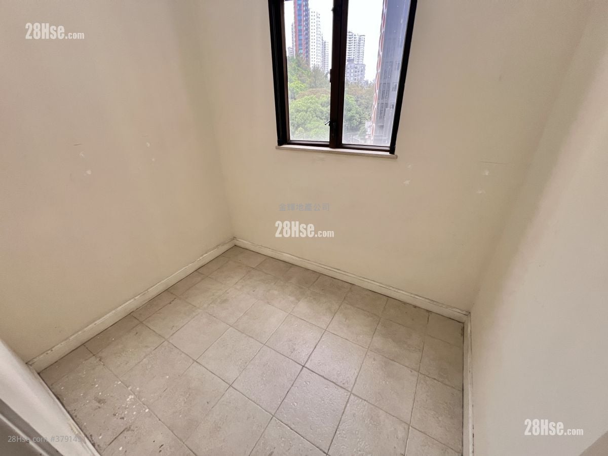 Dragon Villa Rental 2 Bedrooms , 1 Bathroom 1,342 ft²